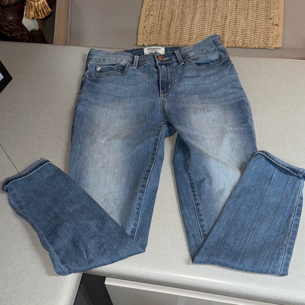 Levi's Classic Blue Straight Leg Jeans